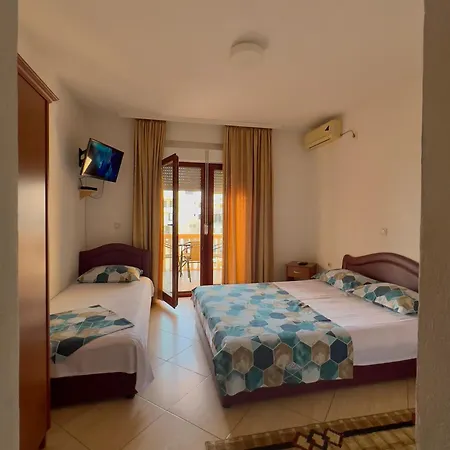 Apartments Albin Ulcinj Exterior photo